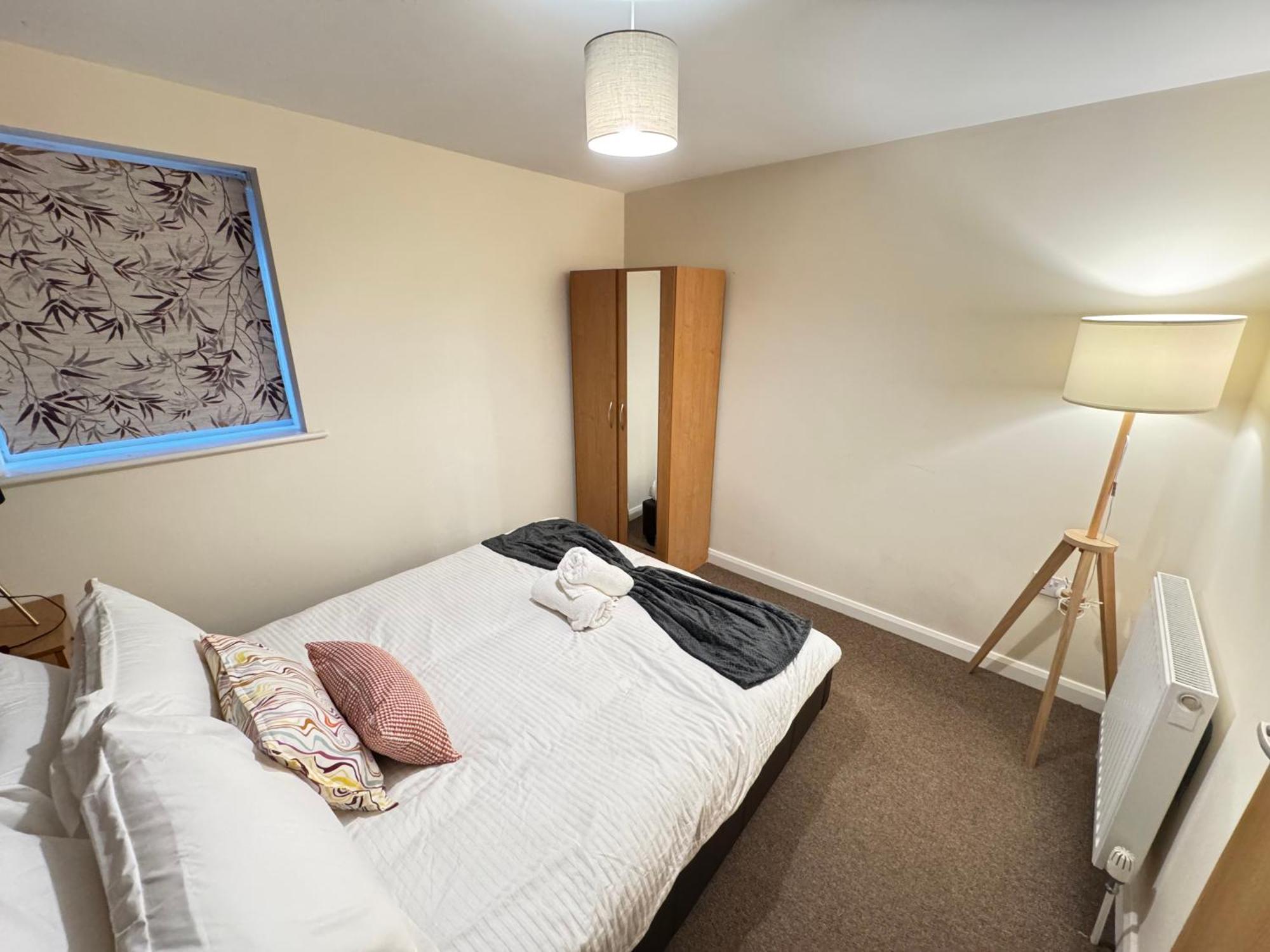 The Vogue Stay, 3 Bedrooms, 2 Bathrooms, Ideal For Jr & Oxford Hospitals, Free Carpark, Conveniently Located For Ring Road Access, 2 Miles From Oxford City Centre Easy Car & Bus Route Екстер'єр фото
