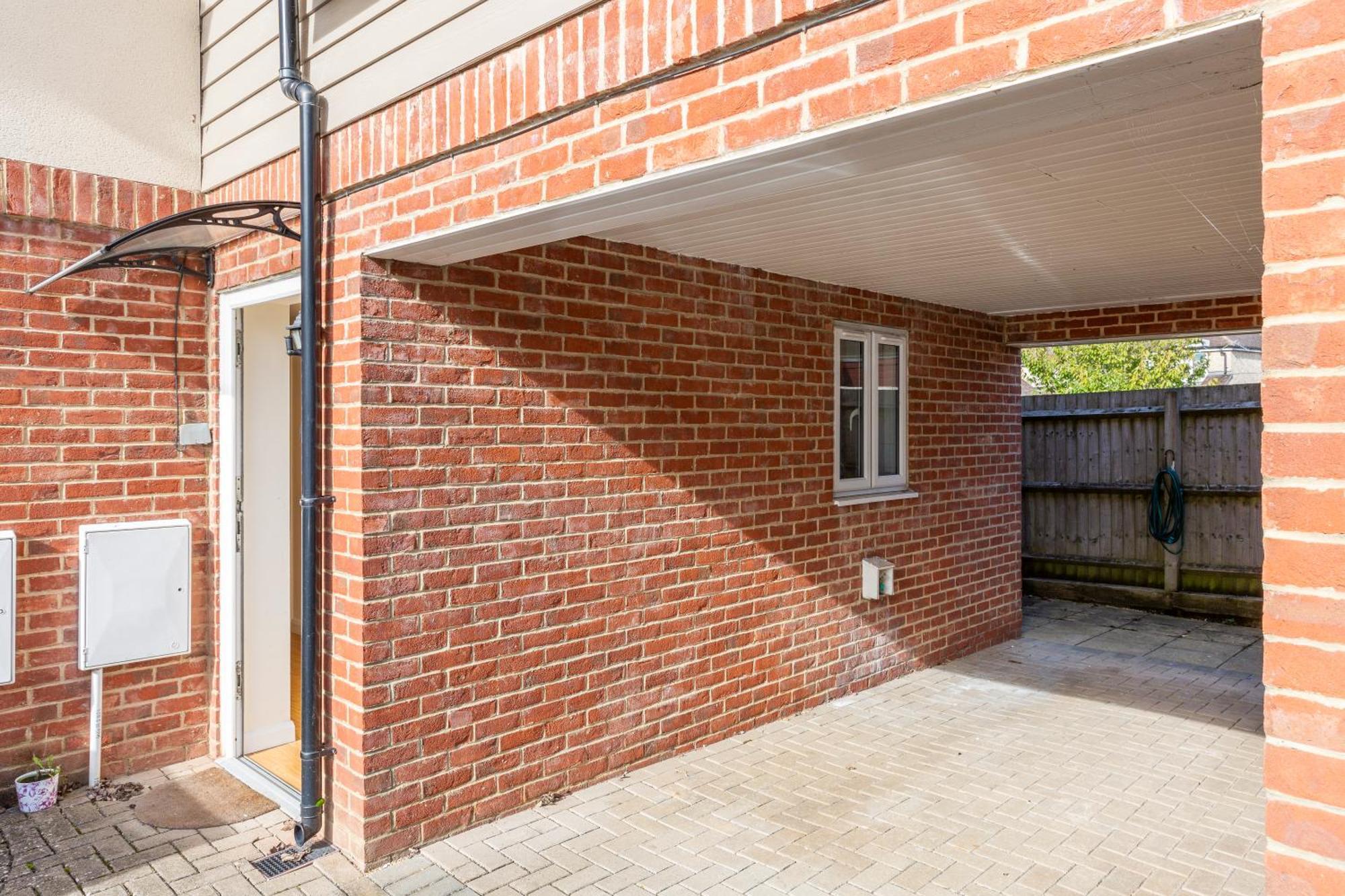 The Vogue Stay, 3 Bedrooms, 2 Bathrooms, Ideal For Jr & Oxford Hospitals, Free Carpark, Conveniently Located For Ring Road Access, 2 Miles From Oxford City Centre Easy Car & Bus Route Екстер'єр фото