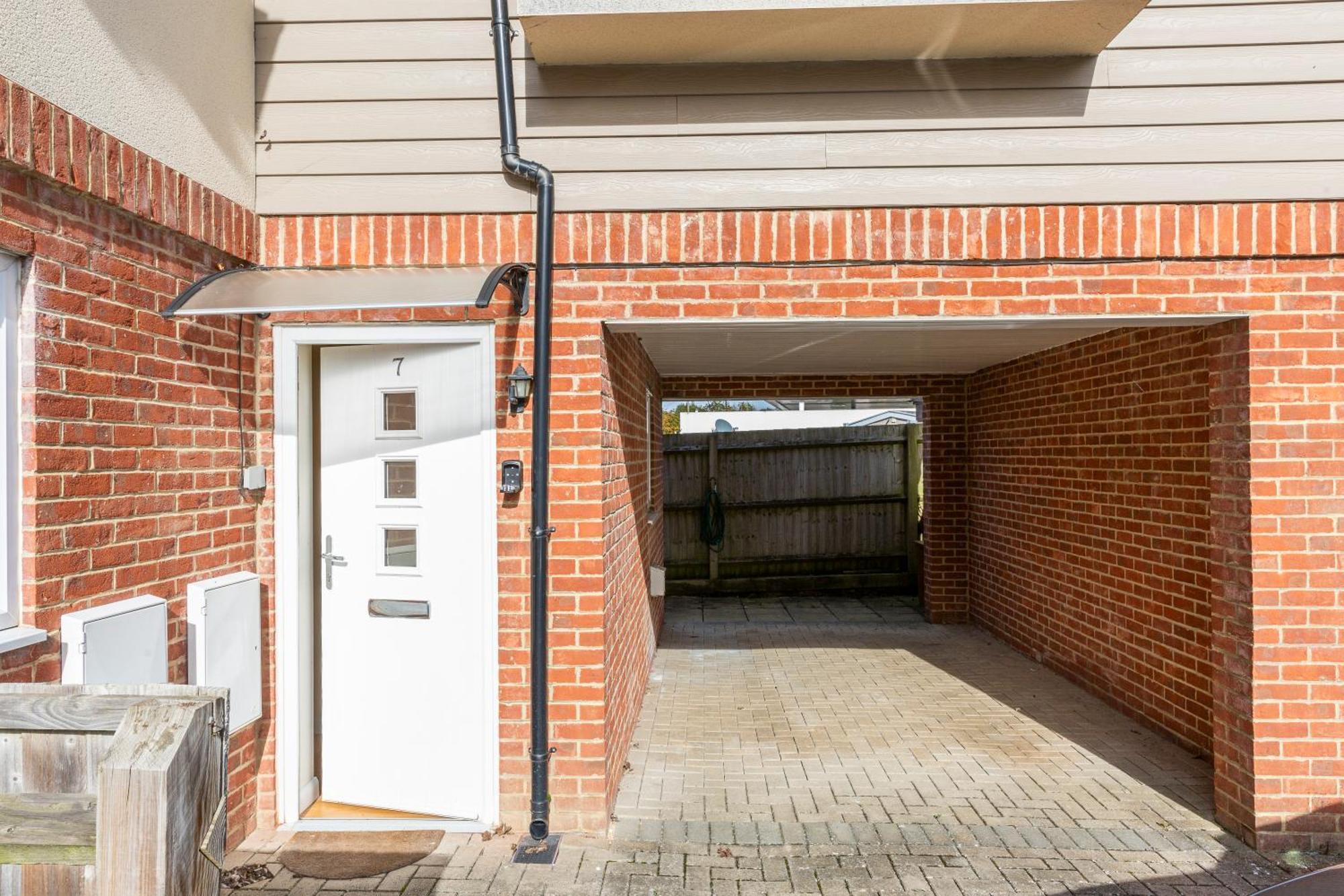 The Vogue Stay, 3 Bedrooms, 2 Bathrooms, Ideal For Jr & Oxford Hospitals, Free Carpark, Conveniently Located For Ring Road Access, 2 Miles From Oxford City Centre Easy Car & Bus Route Екстер'єр фото