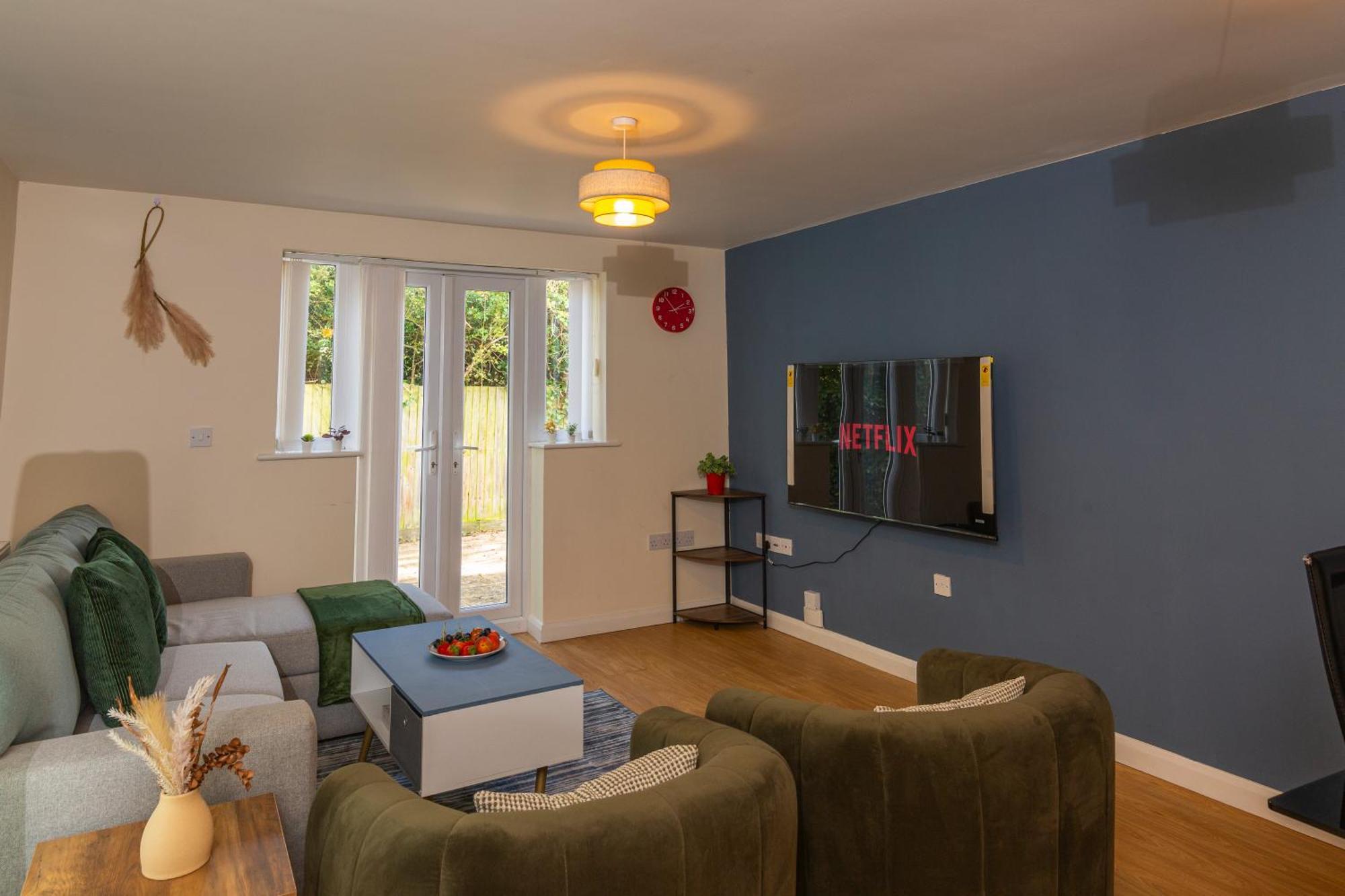 The Vogue Stay, 3 Bedrooms, 2 Bathrooms, Ideal For Jr & Oxford Hospitals, Free Carpark, Conveniently Located For Ring Road Access, 2 Miles From Oxford City Centre Easy Car & Bus Route Екстер'єр фото