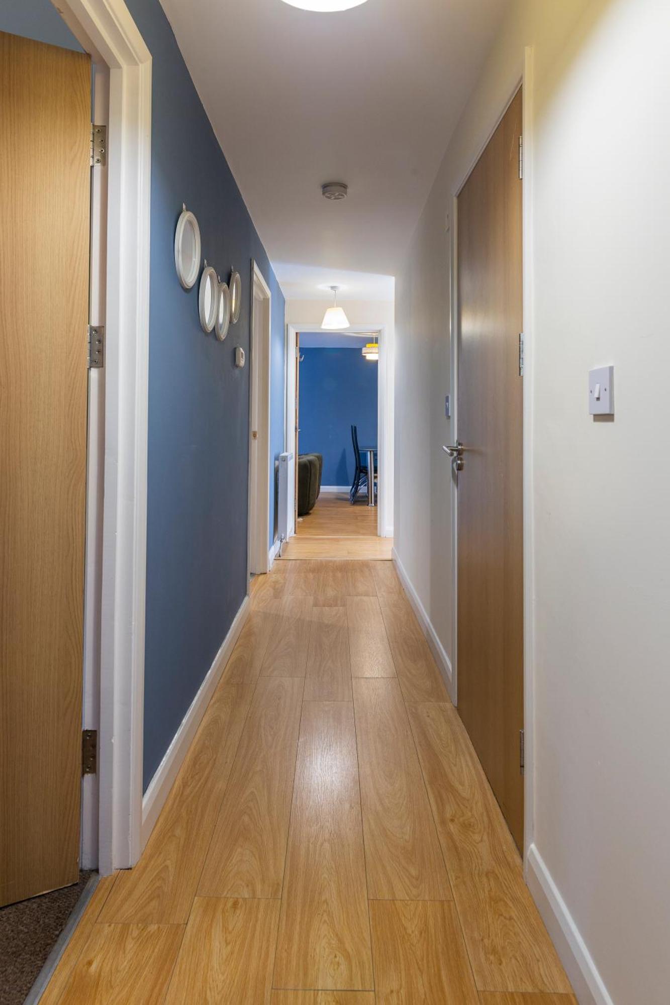 The Vogue Stay, 3 Bedrooms, 2 Bathrooms, Ideal For Jr & Oxford Hospitals, Free Carpark, Conveniently Located For Ring Road Access, 2 Miles From Oxford City Centre Easy Car & Bus Route Екстер'єр фото
